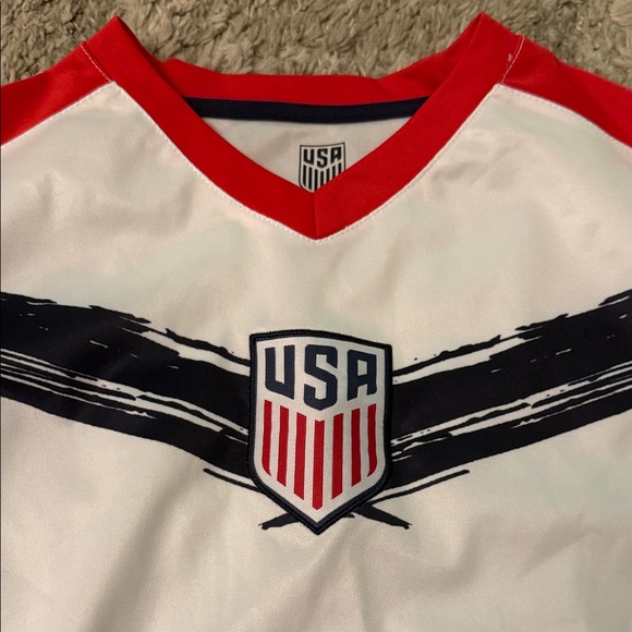 USA youth White and Red soccer jersey; size youth XL - Picture 4 of 6